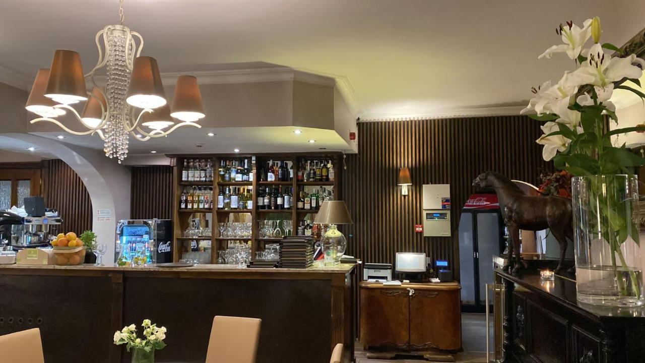 Hotel Kresowianka Konin  Buitenkant foto