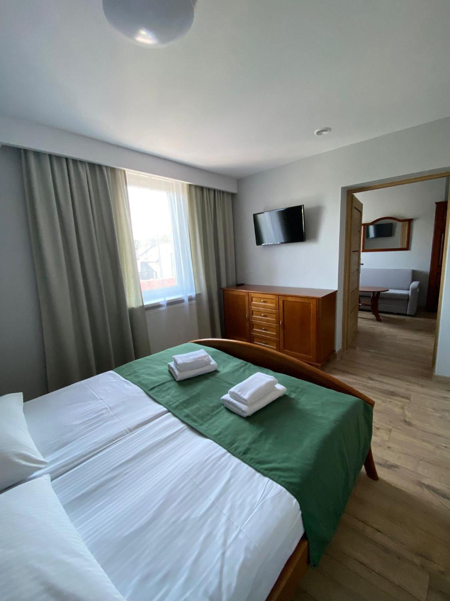 Hotel Kresowianka Konin  Buitenkant foto